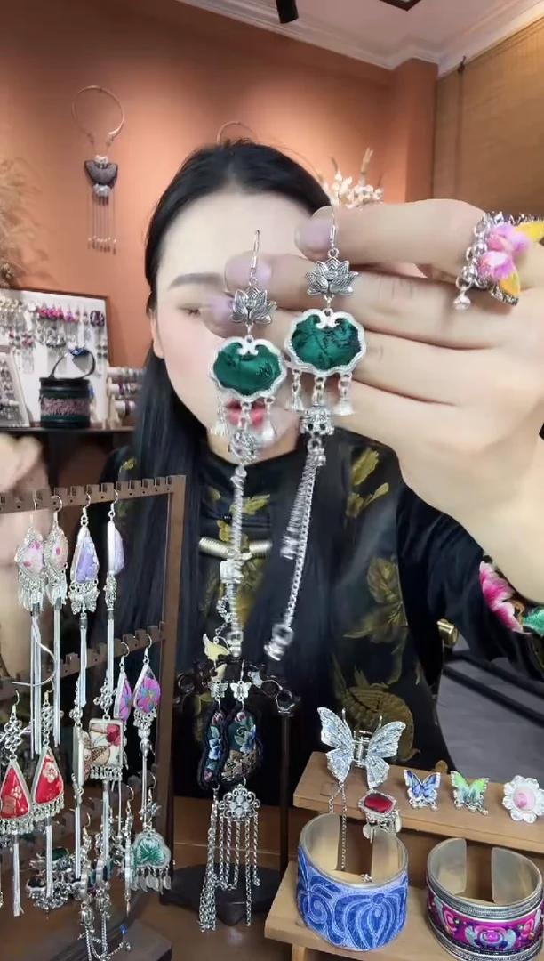 刺绣纯手工民族风耳环