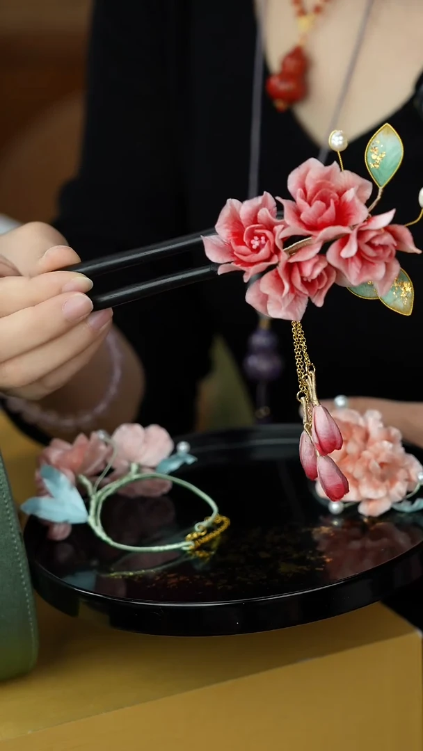 刺绣闪购纯手工非遗国风饰品