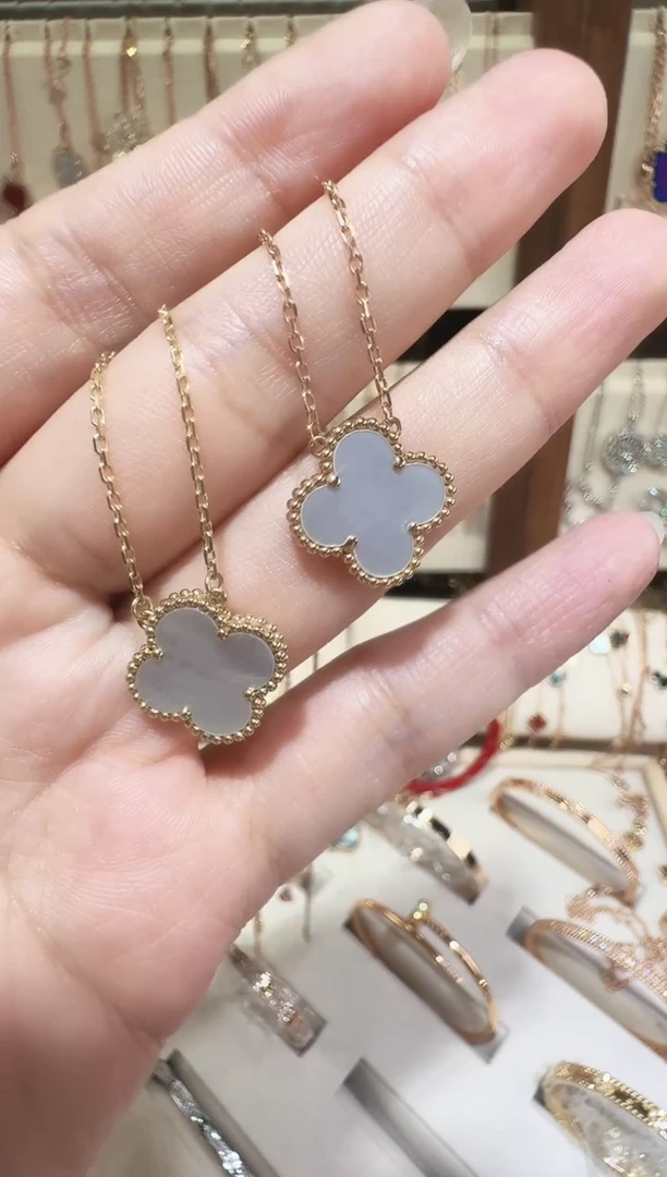 18K金镶嵌贝壳（贝母）套链套链多样性发其一