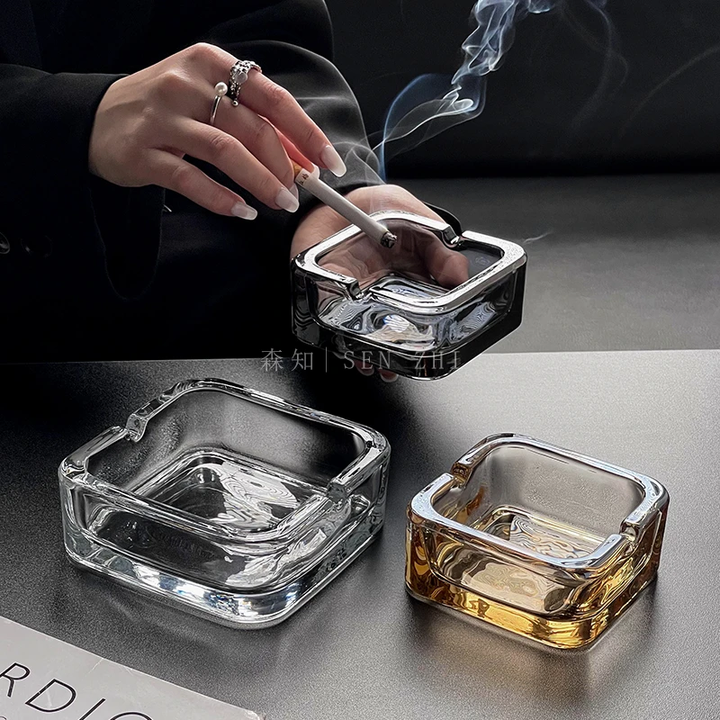 高颜值方形玻璃烟灰缸家用客厅轻奢创意防飞灰大小号烟缸时尚摆件