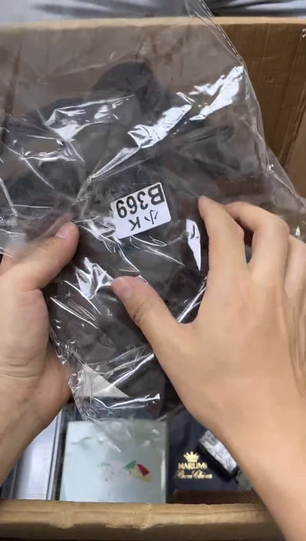瓷片T****满369 TANG小满