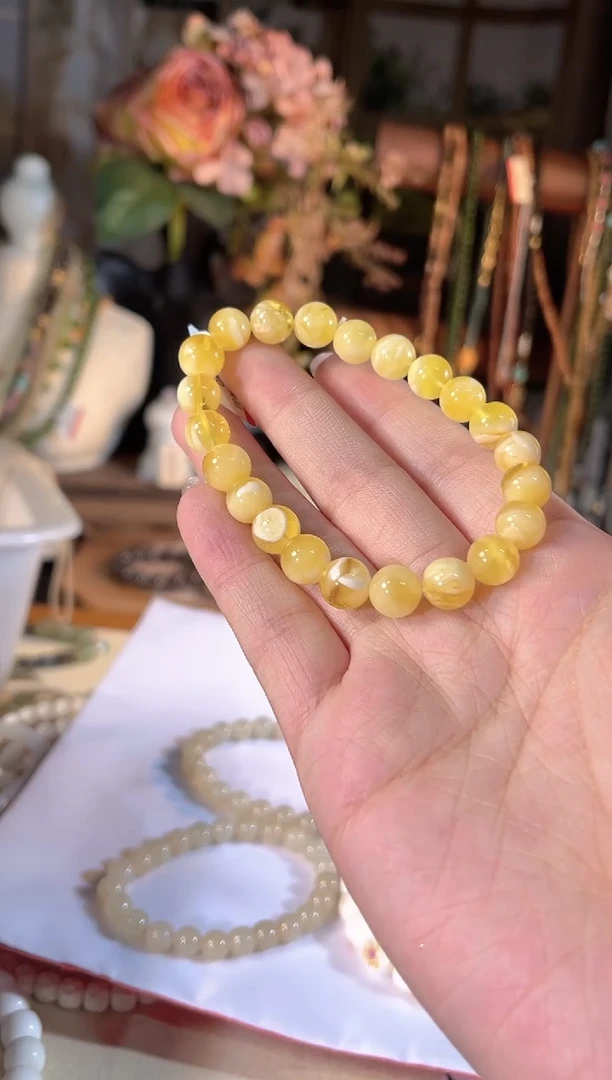【闪购商品】蜜蜡手链未镶嵌多样性发货其一