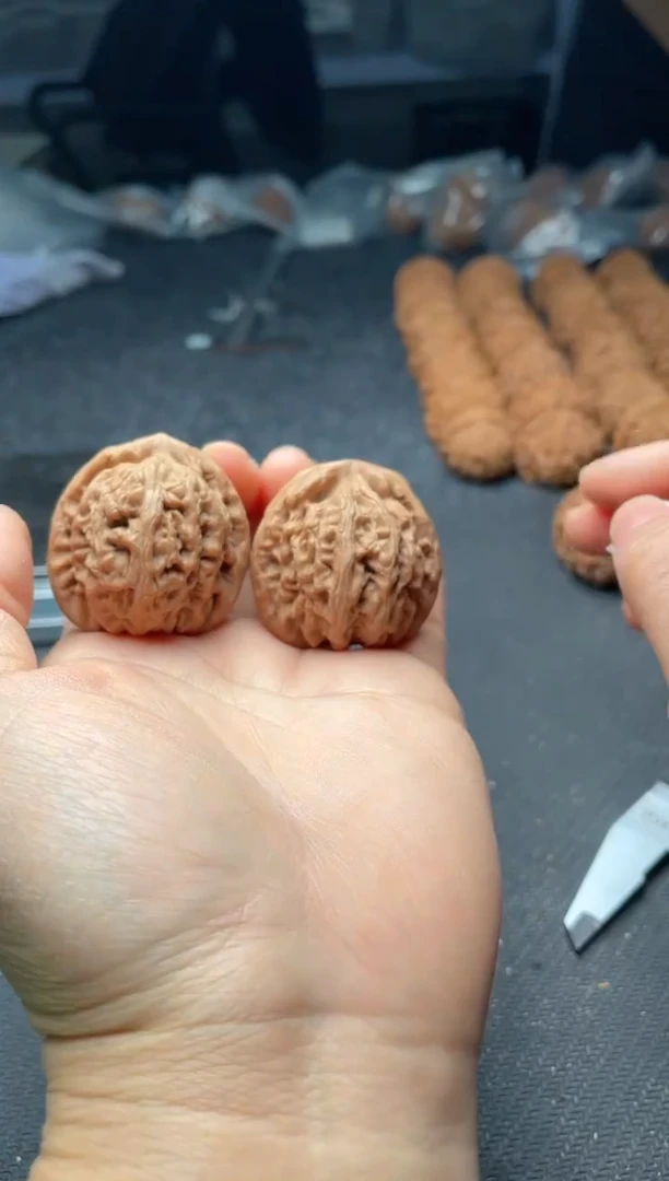 把件文玩核桃w  25  红锦鲤 36尺