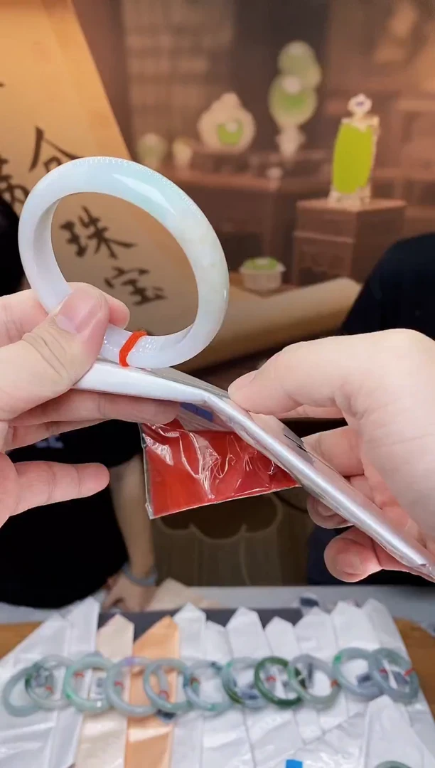 未镶嵌手镯翡翠天然缅甸翡翠A货