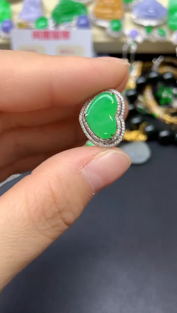 18K金镶嵌戒指翡翠210-翡翠雪姐天天见