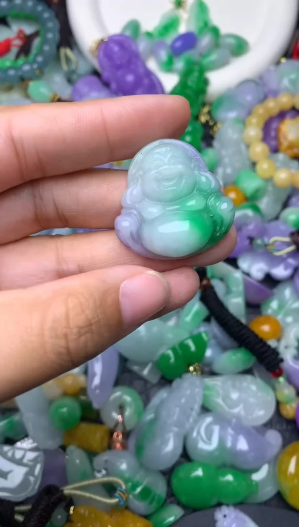颈饰未镶嵌翡翠缅甸翡翠吊坠