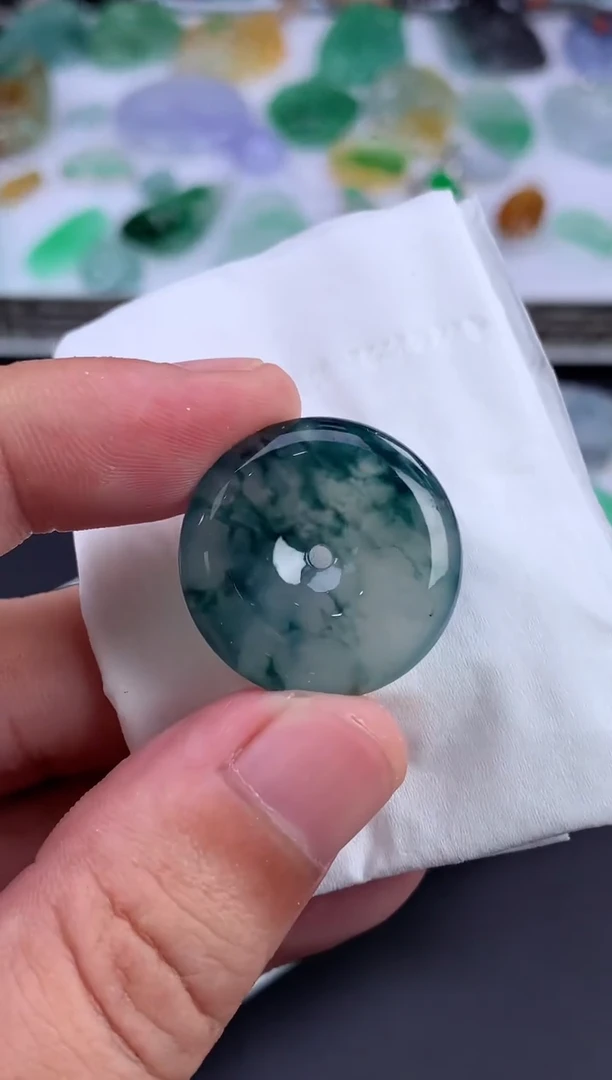 未镶嵌定制翡翠是****！翡翠