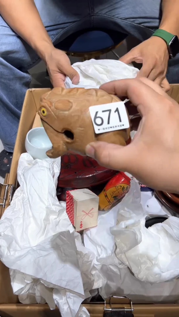 瓷片山*人671....