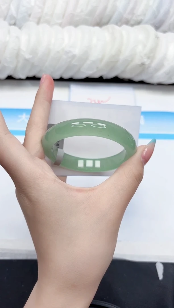 石英质玉手镯未镶嵌298-58