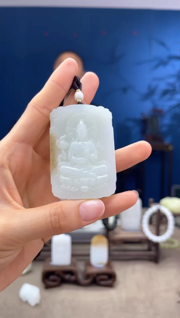 和田玉未镶嵌颈饰1