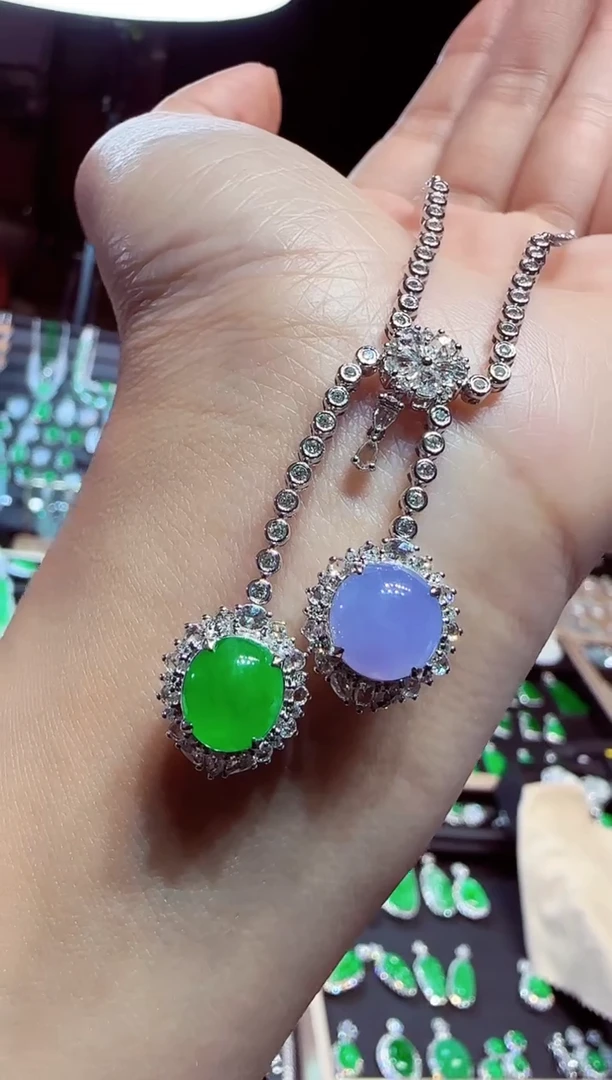 【闪购商品】翡翠套链18K金镶嵌蛋面