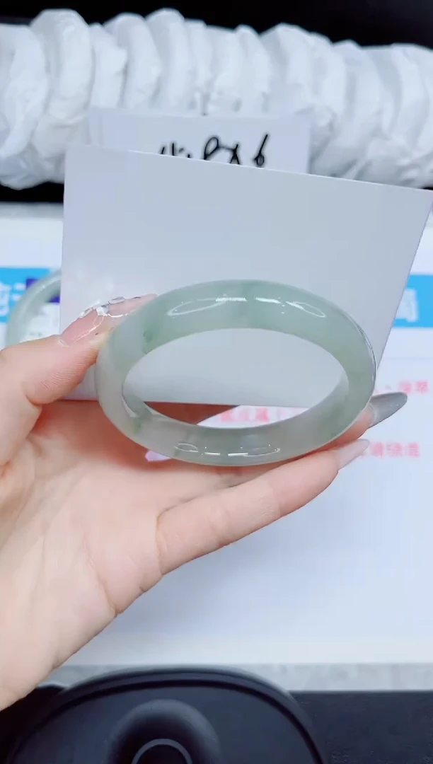 石英质玉手镯未镶嵌253.