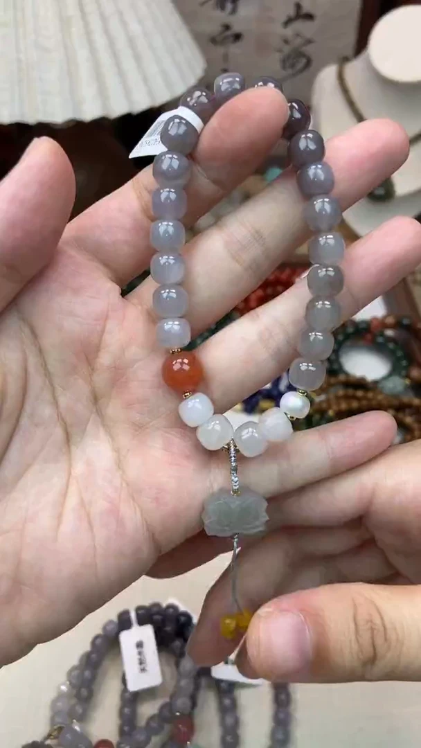 手饰和田玉未镶嵌373