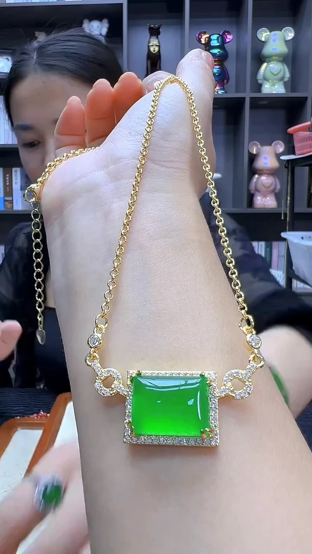 翡翠14K金镶嵌颈饰沉白diy劲饰