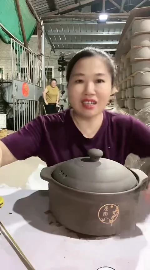 4028瑕疵不圆粗陶锅