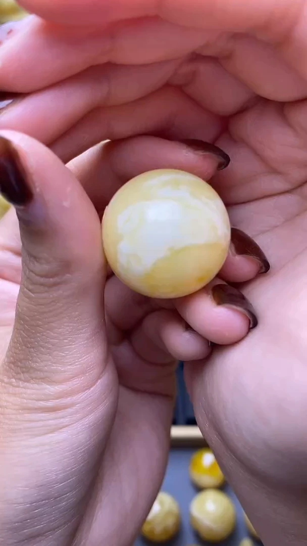 【闪购商品】琥珀裸石未镶嵌蜜蜡.47