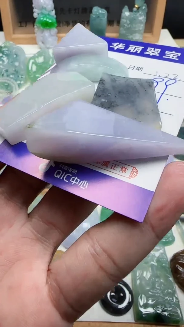 【闪购商品】翡翠颈饰未镶嵌33天然缅甸A货翡翠