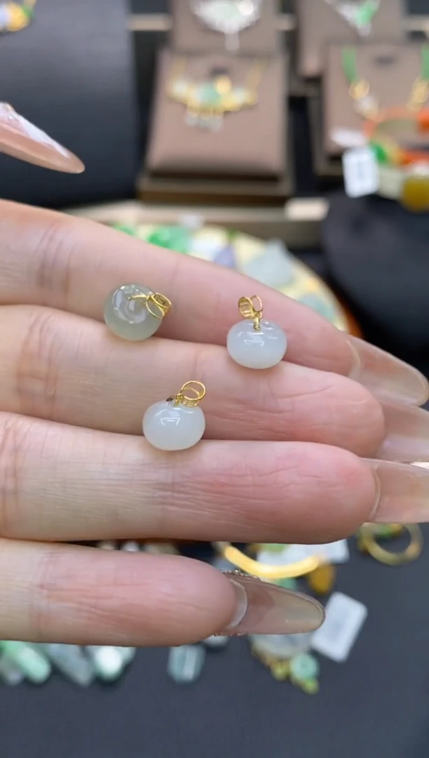 【闪购商品】翡翠颈饰18K金镶嵌多样性发其一净货16270