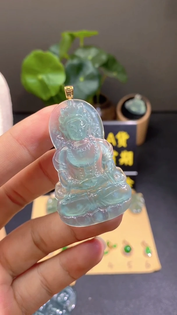 颈饰18K金镶嵌翡翠翡翠A货