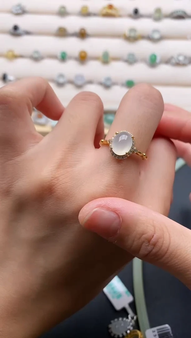 银S925镶嵌戒指翡翠3333333+4