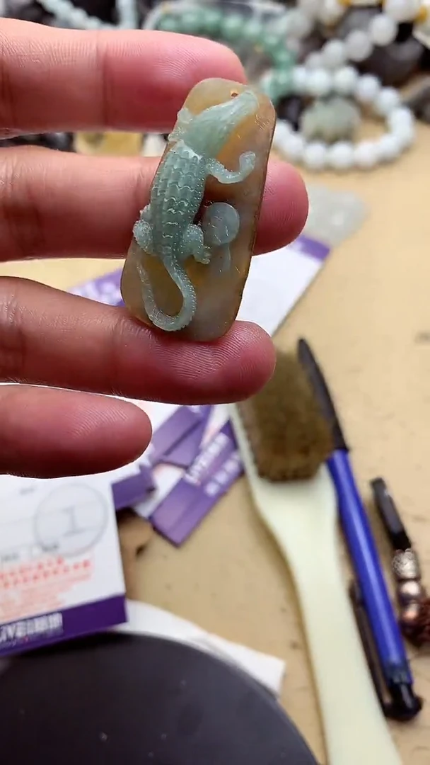 定制翡翠未镶嵌翡翠1