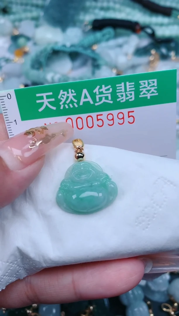 【闪购商品】翡翠颈饰未镶嵌.0005995