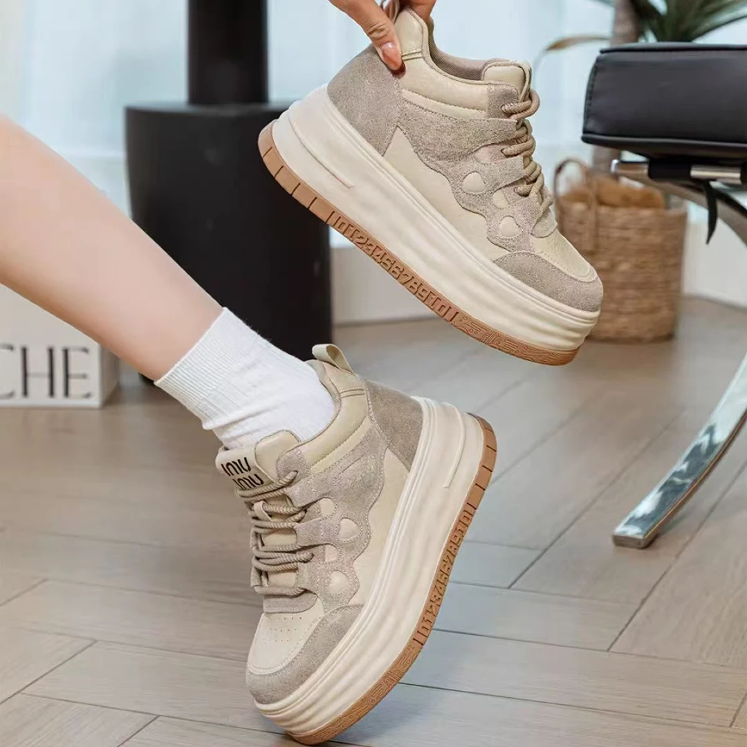 C2275 卡其色  时尚厚底圆头高帮系带女休闲板鞋