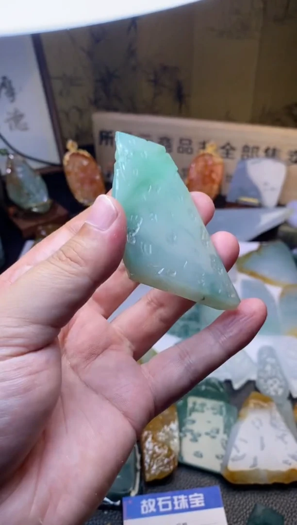 未镶嵌定制翡翠天然缅甸翡翠A货包