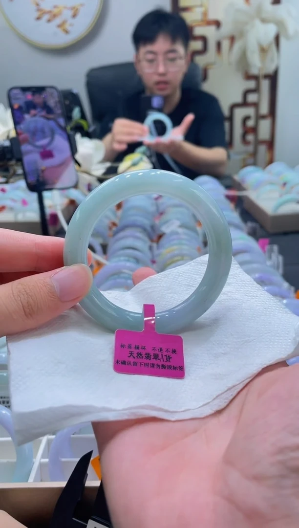 未镶嵌手镯翡翠203-56