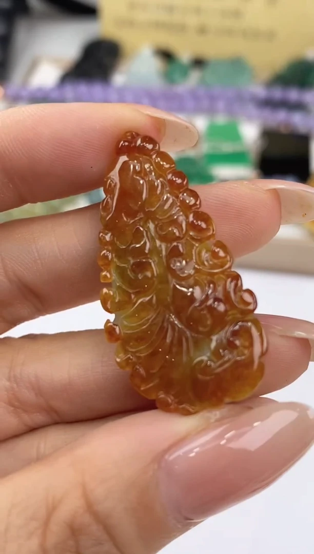 翡翠未镶嵌吊坠(不含链)38240