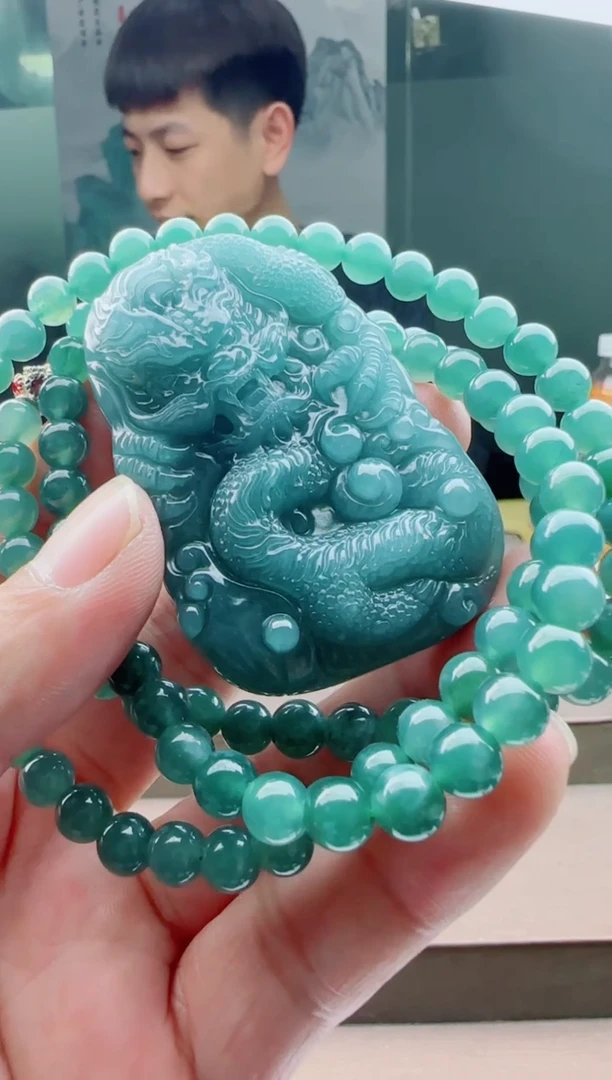 【闪购商品】翡翠颈饰未镶嵌多样性发货随机一件发货