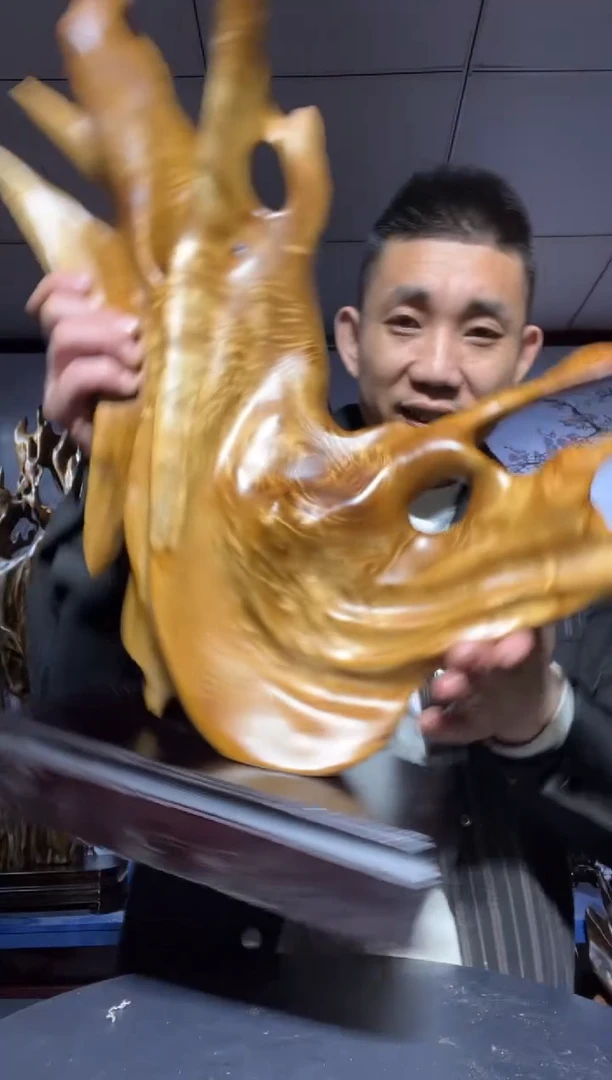 金丝楠木雕款毁***次金丝楠木工艺品摆件