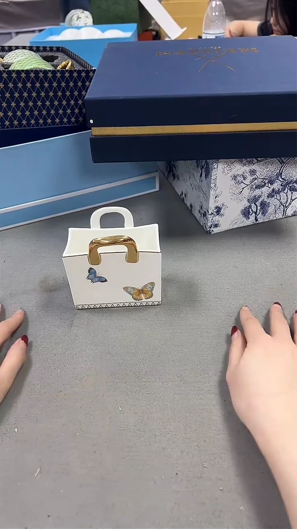 瓷片新号开播 全场放漏