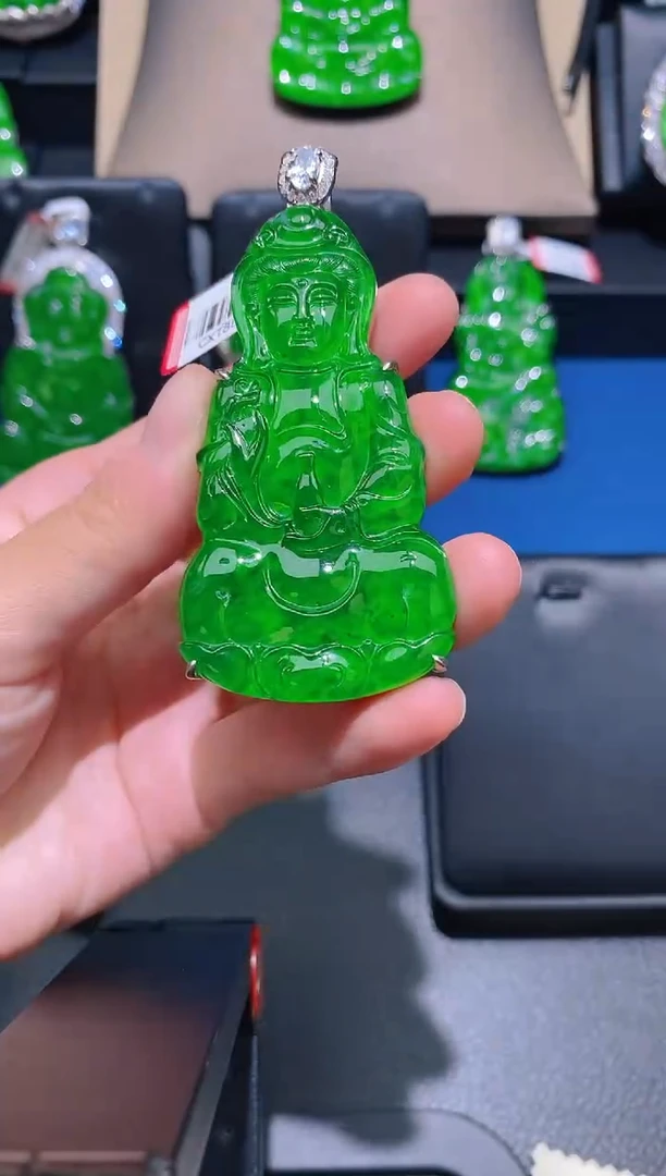 【闪购商品】翡翠颈饰未镶嵌天然A货翡翠29