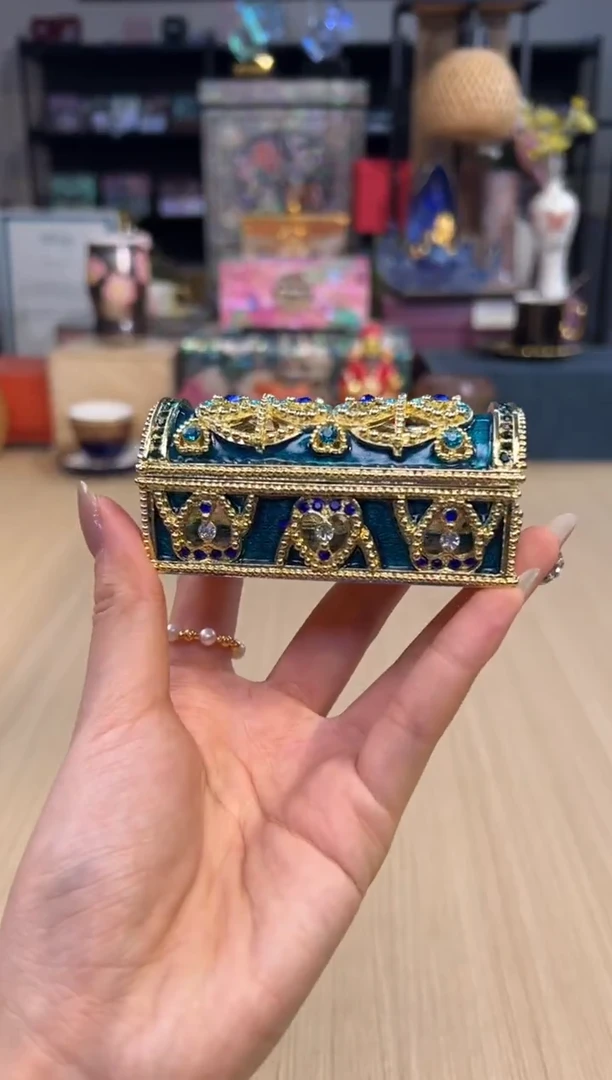 182七宝蓝色口红盒