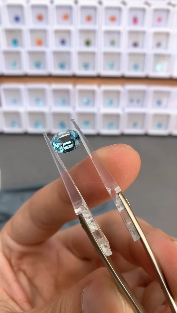 未镶嵌裸石定制海蓝宝石1.31ct 圣玛 01066