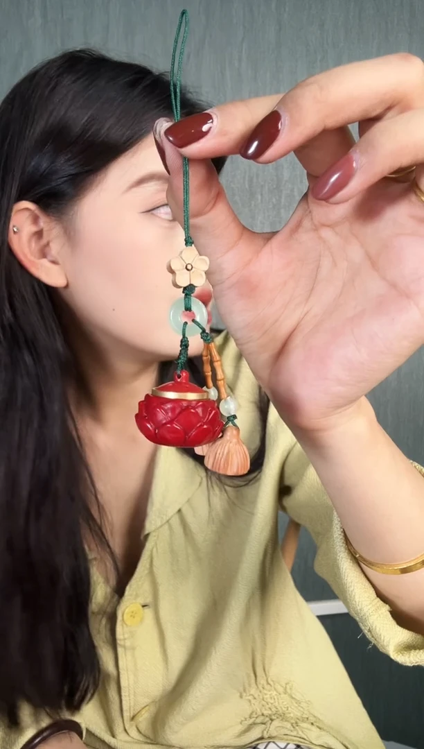 宝莲灯小挂件搭两瓶香丸