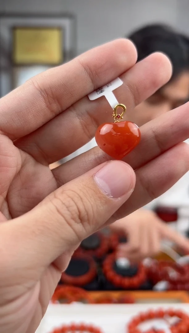 【闪购商品】南红玛瑙吊坠18K金镶嵌@T07101@