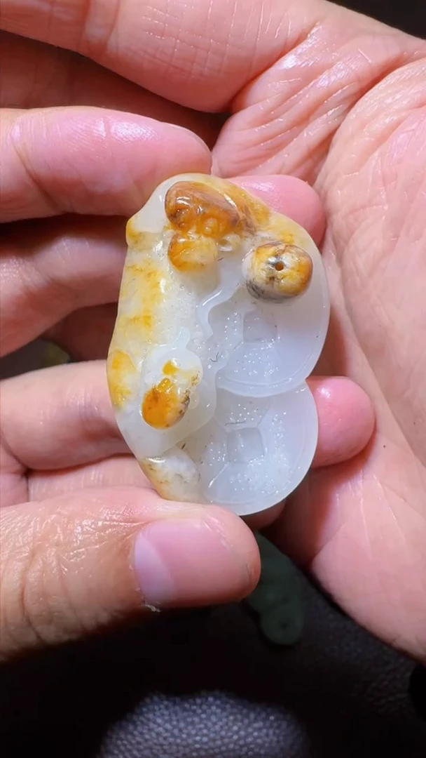 未镶嵌和田玉挂件 和田玉