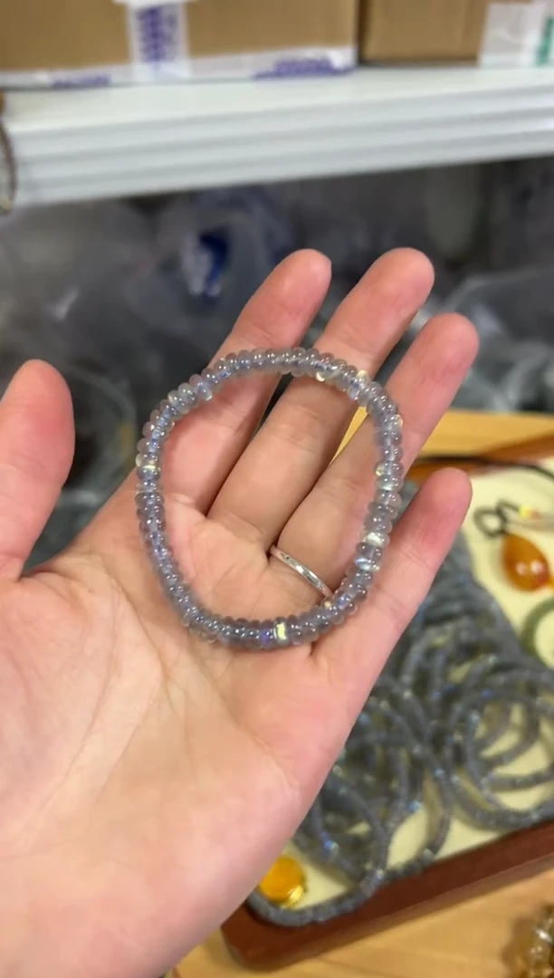 【闪购商品】月光石手链未镶嵌灰月光精工药片蝶珠手串