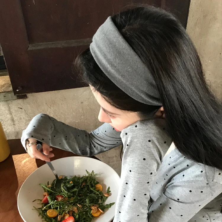 秋冬绒面宽边发箍2025新款女高颅顶发卡气质时尚压发外出百搭头箍