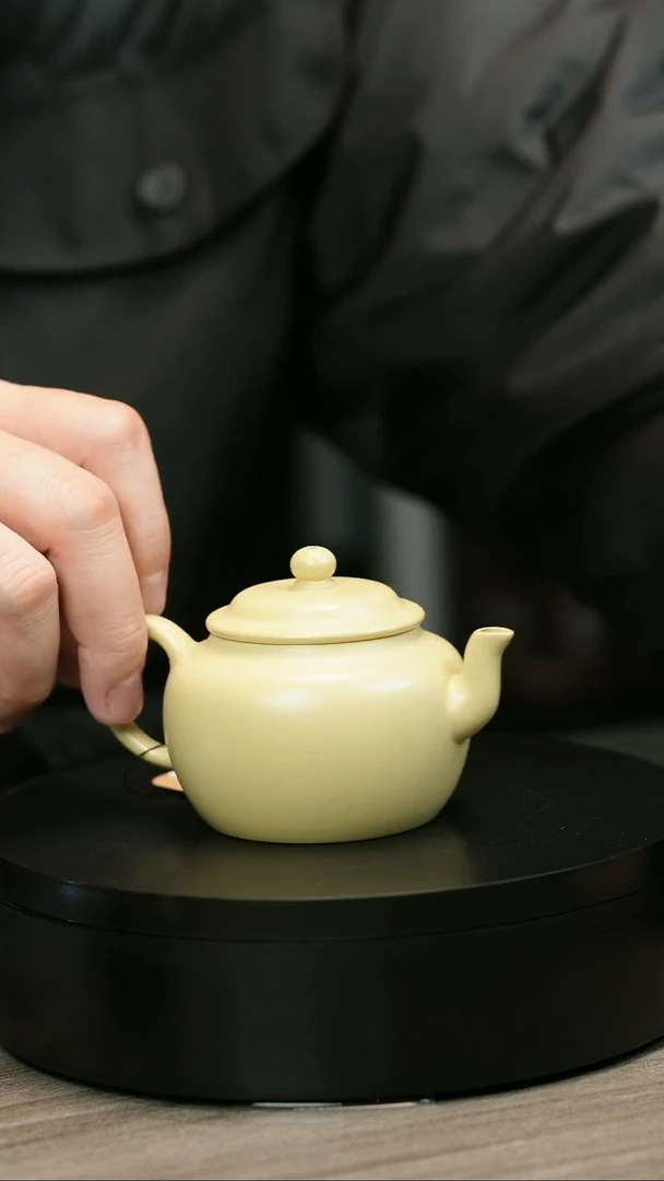 茶壶紫砂用****3H2113范菊芳本绿宫灯