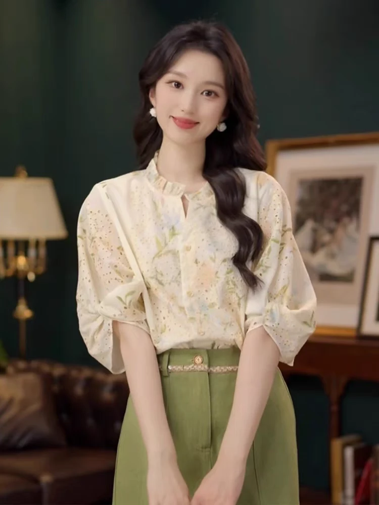 港风复古衬衣重工刺绣温柔短袖衬衫夏季新款休闲百搭显瘦时尚上衣