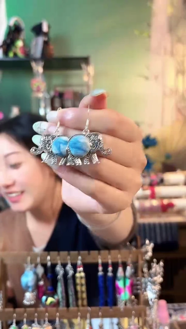 织绣彩云南阁非遗老绣500