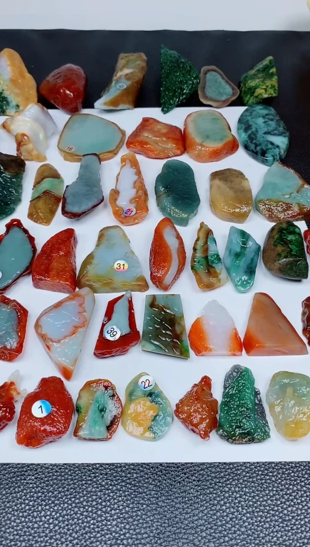 翡翠未镶嵌颈饰168168168