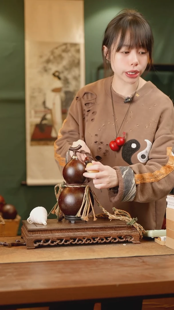 198号精品天然大漆酒葫芦一物一拍~