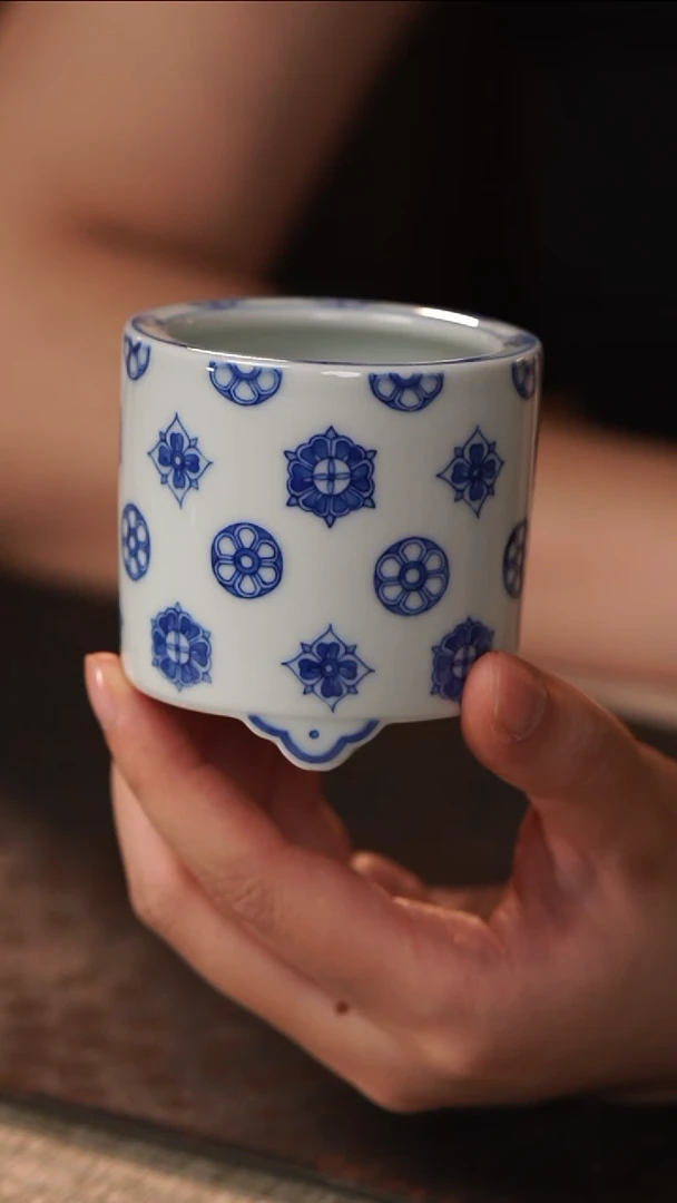 善见堂余蕴老师宝相花香炉