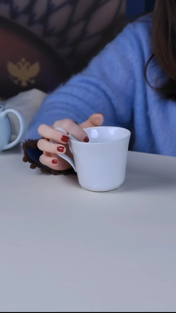 每天早上六点（哥哈 白色缤纷 万用杯）