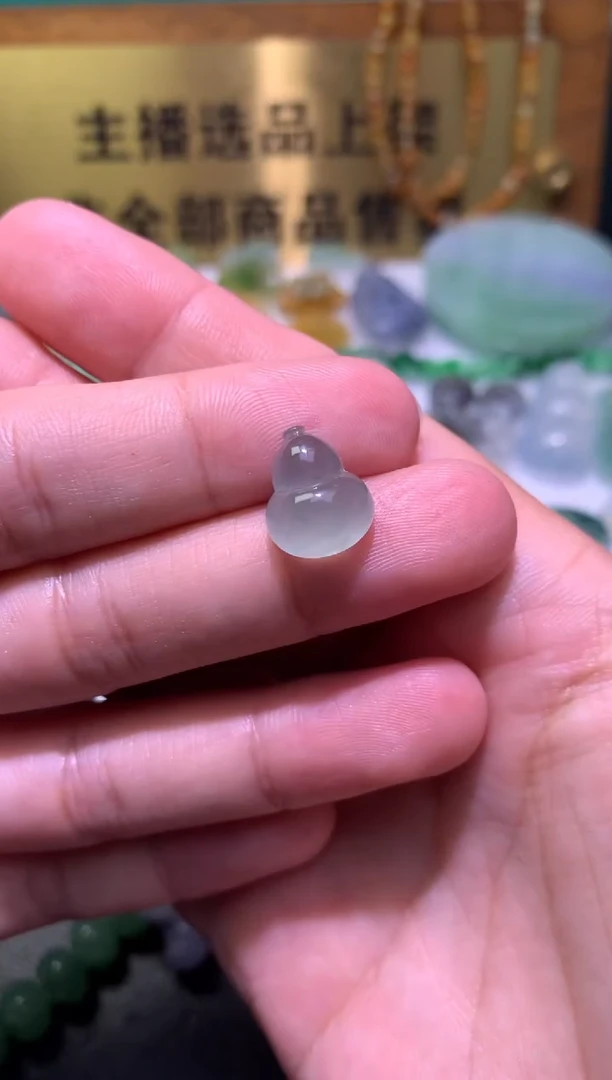 未镶嵌定制翡翠毛货