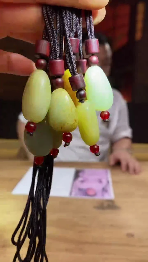 和田玉未镶嵌颈饰d504